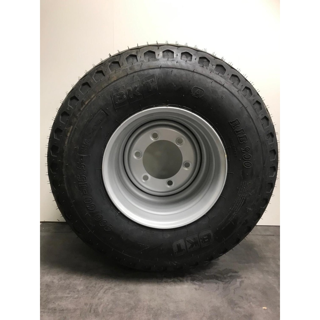 Dekk 400/60X15.5/14 M/ felg