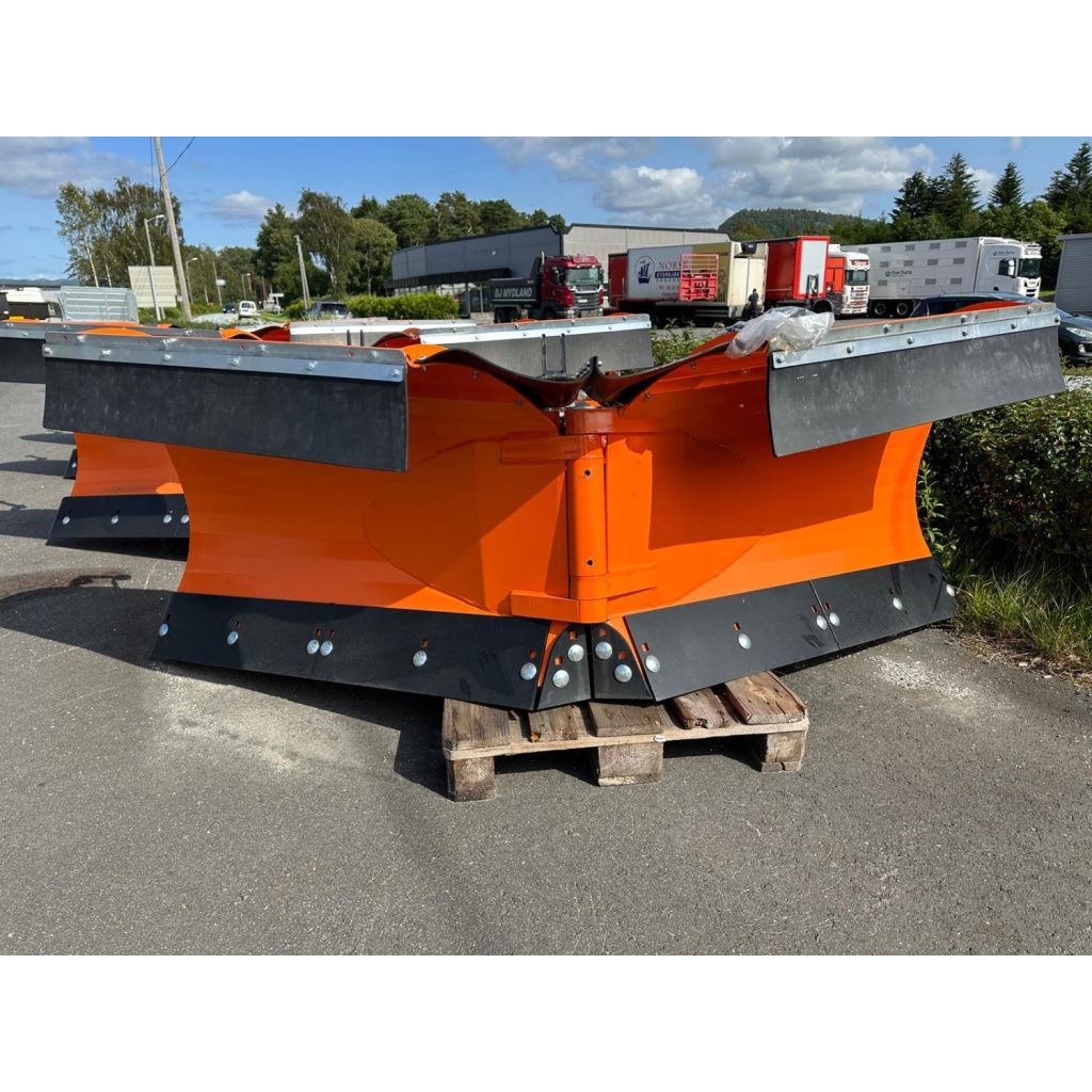 PRONAR PUV 3000M V-PLOG