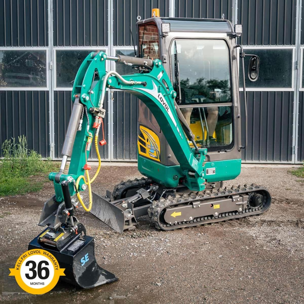 Lovol minigraver 1,8 tonn med førerhus, hurtigfeste S30/180 ink skuff